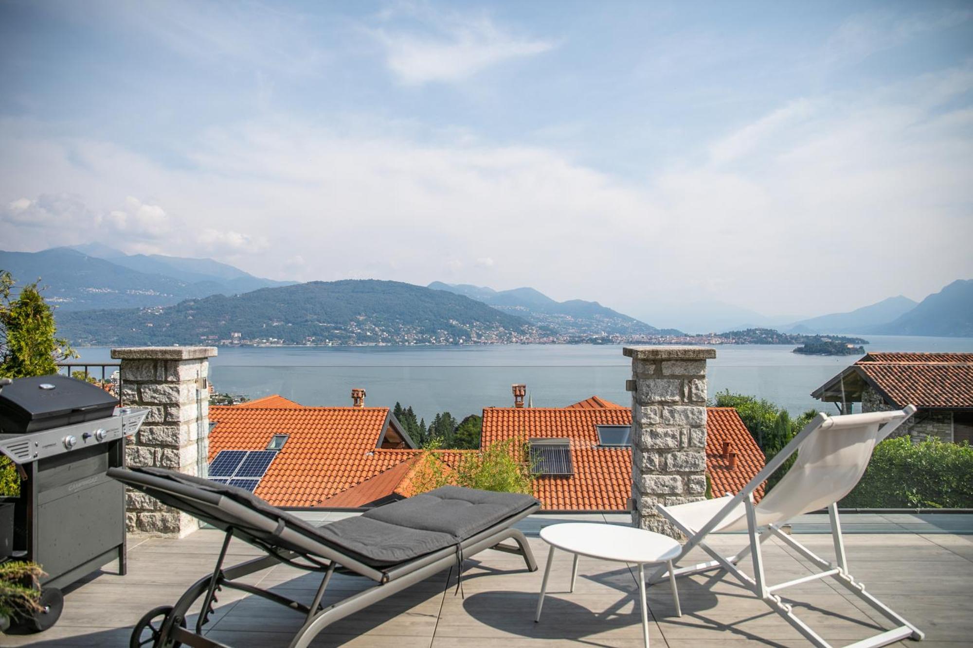 Relax House Baveno Apartment Exterior photo