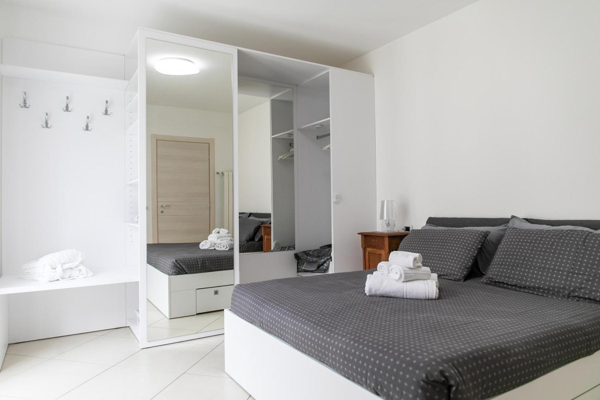 Relax House Baveno Apartment Exterior photo