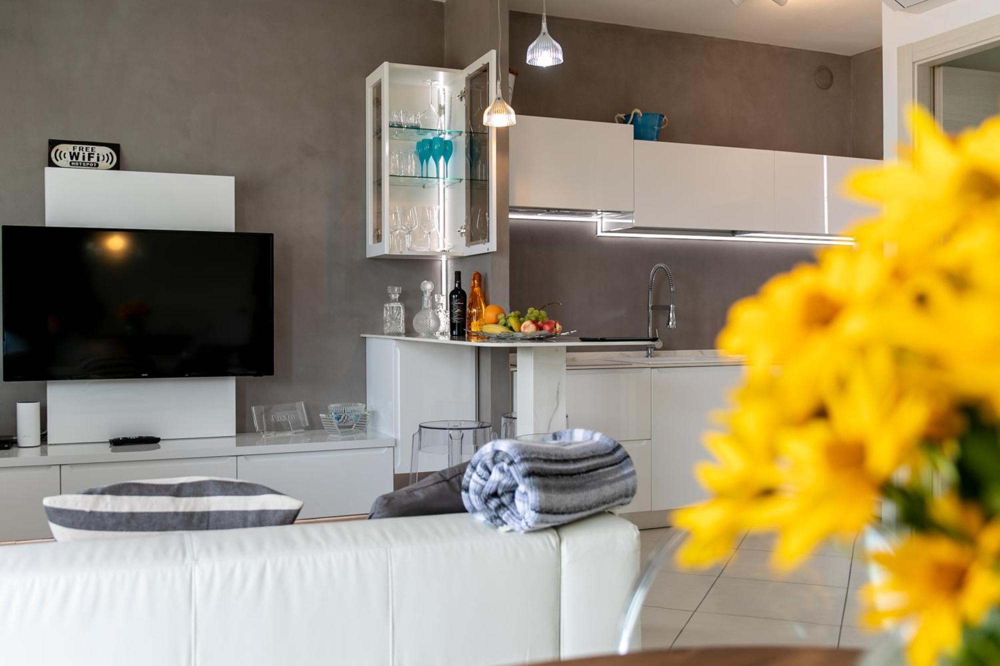 Relax House Baveno Apartment Exterior photo